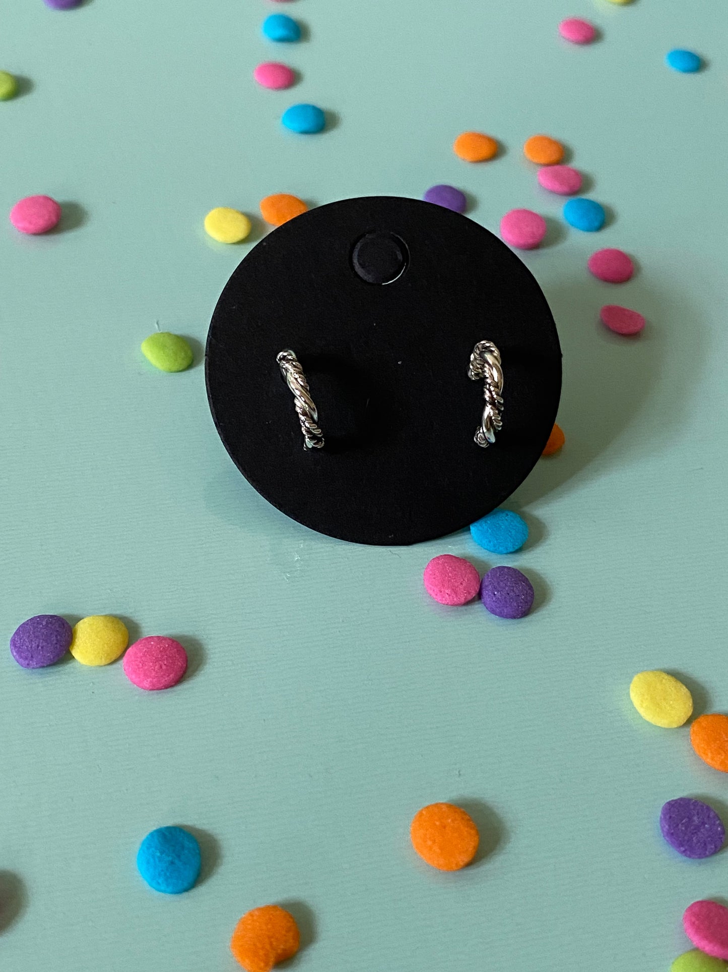 🎉rope twist studs
