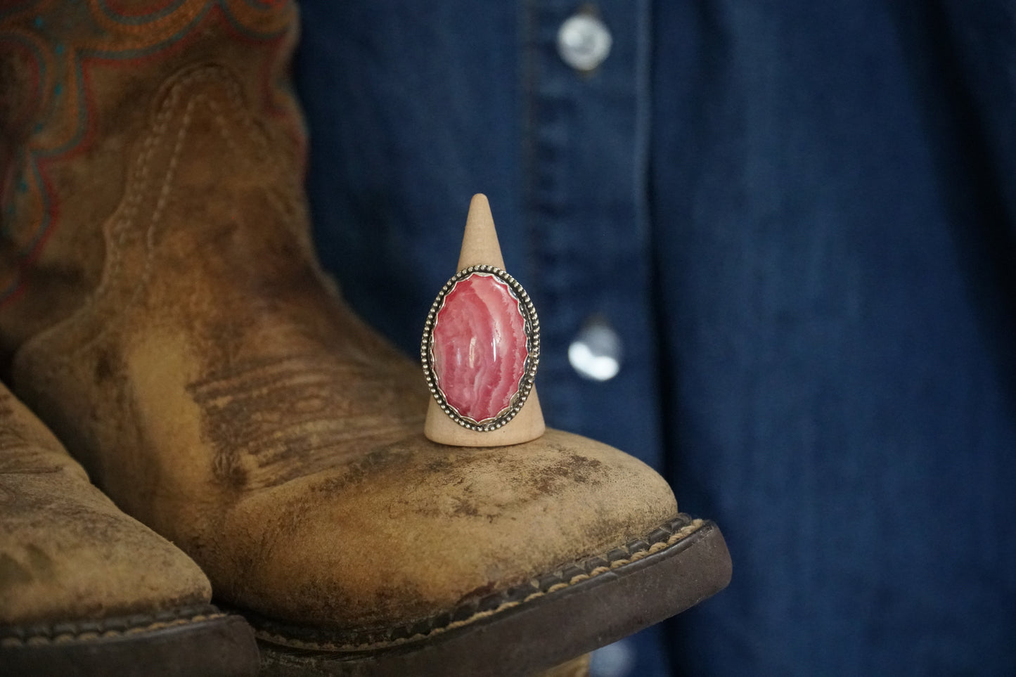 🤠 rhodochrosite size 8