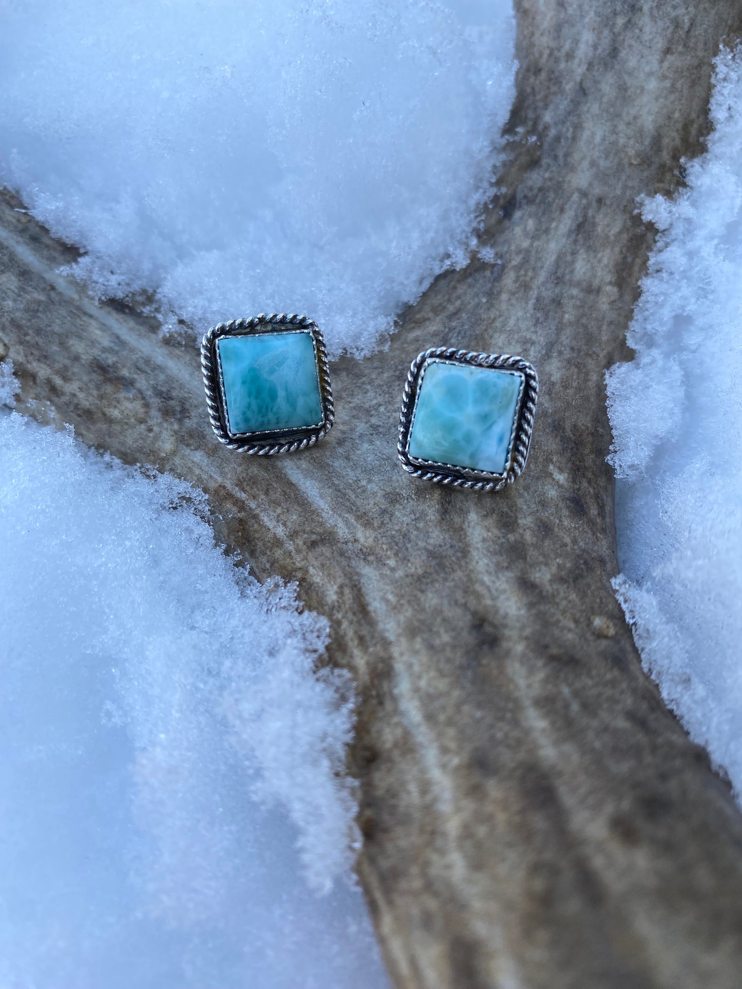 💙Larimar studs