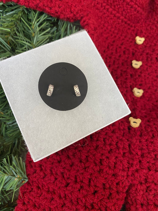 🎄sterling huggies