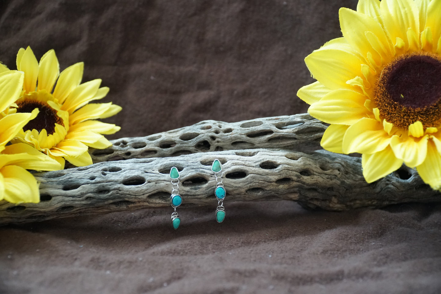 🌻royston/Kingman dangle studs