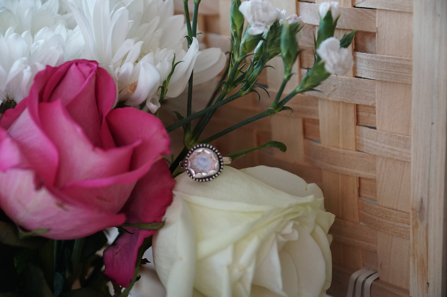 🌸ceramic ring size 7.25