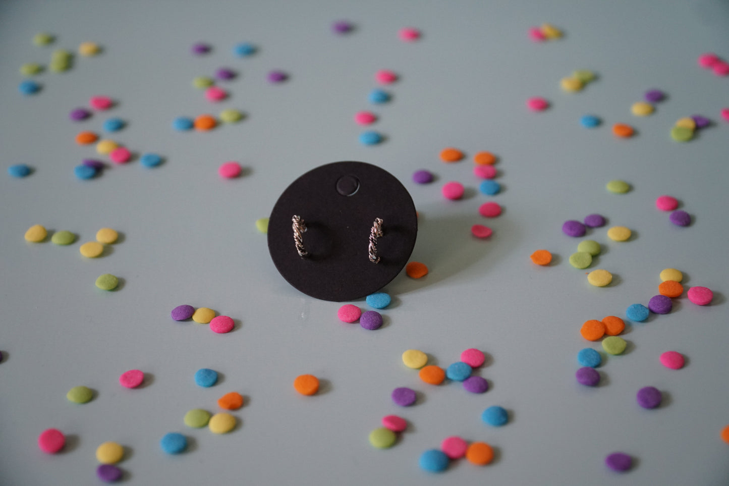 🎉rope twist studs