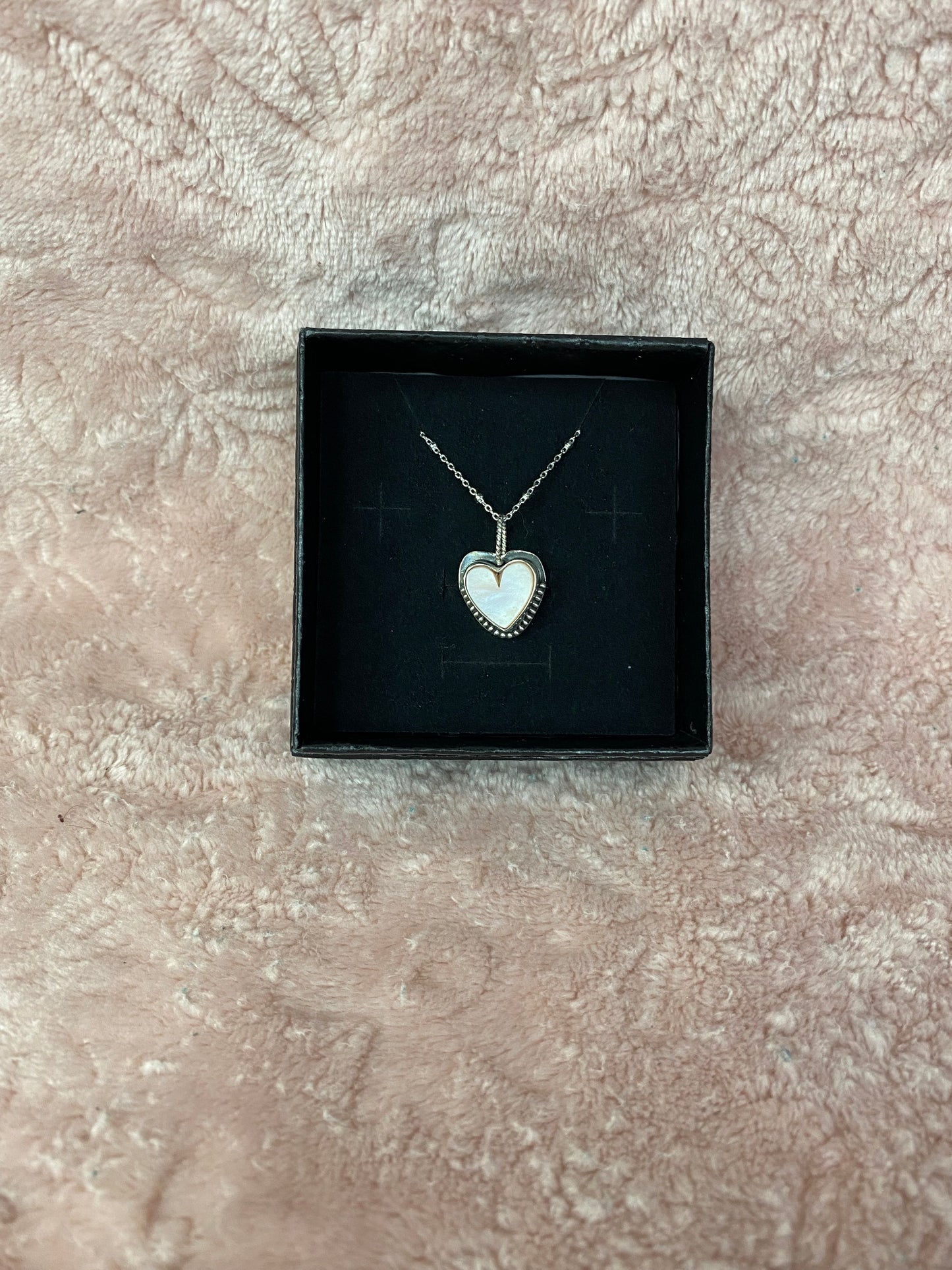 💕pink shell necklace