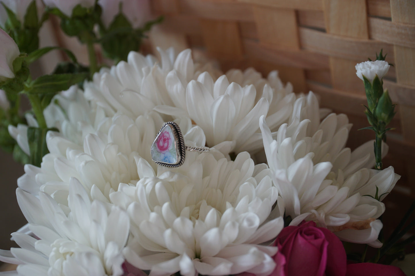 🌸ceramic ring size 6.25