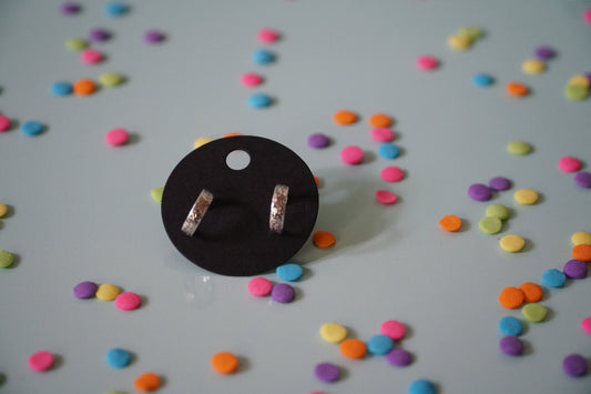 🎉scroll stud hoops
