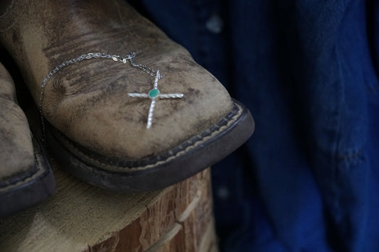 🤠Royston cross necklace