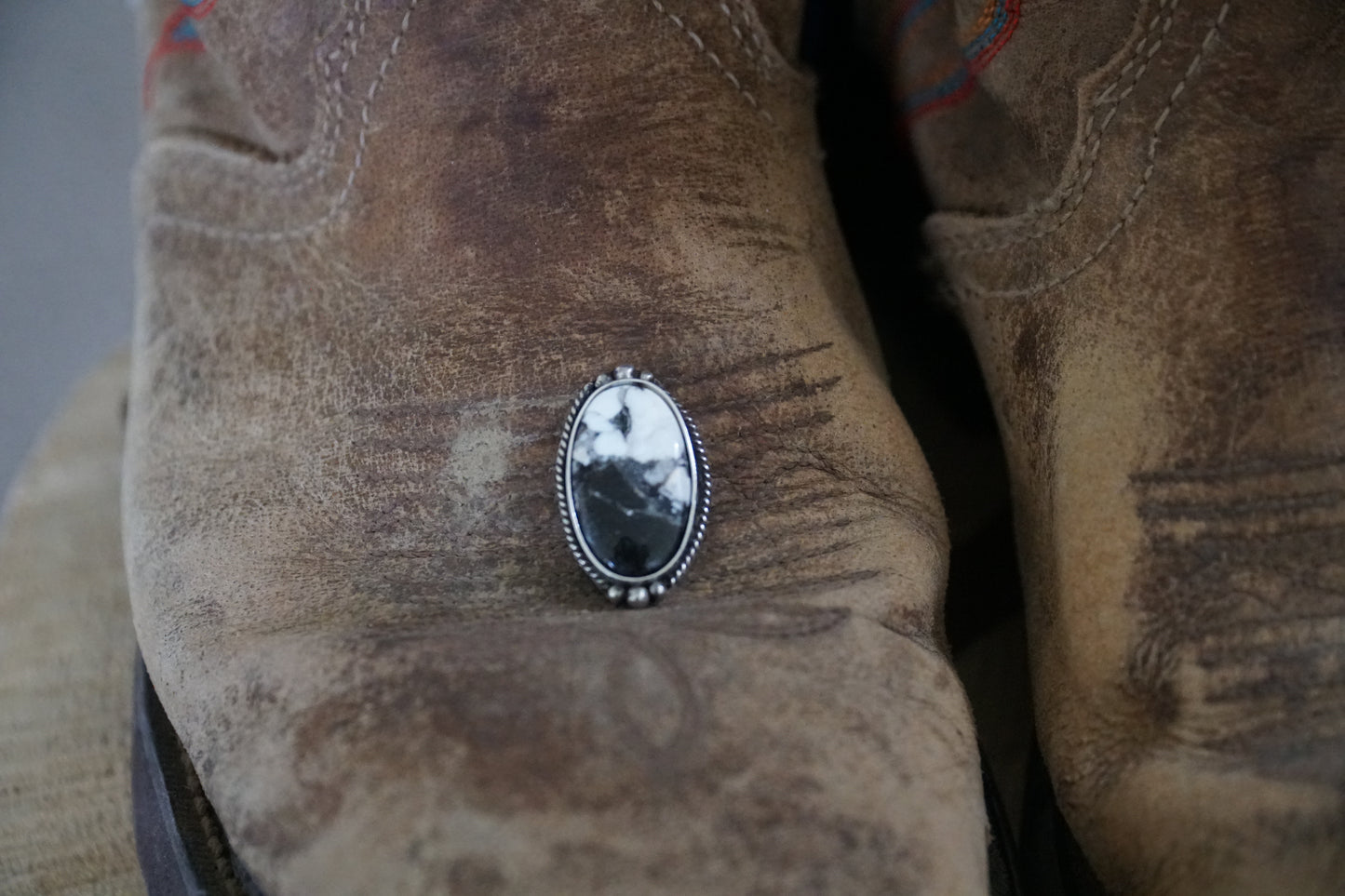 🤠CUSTOM white Buffalo ring