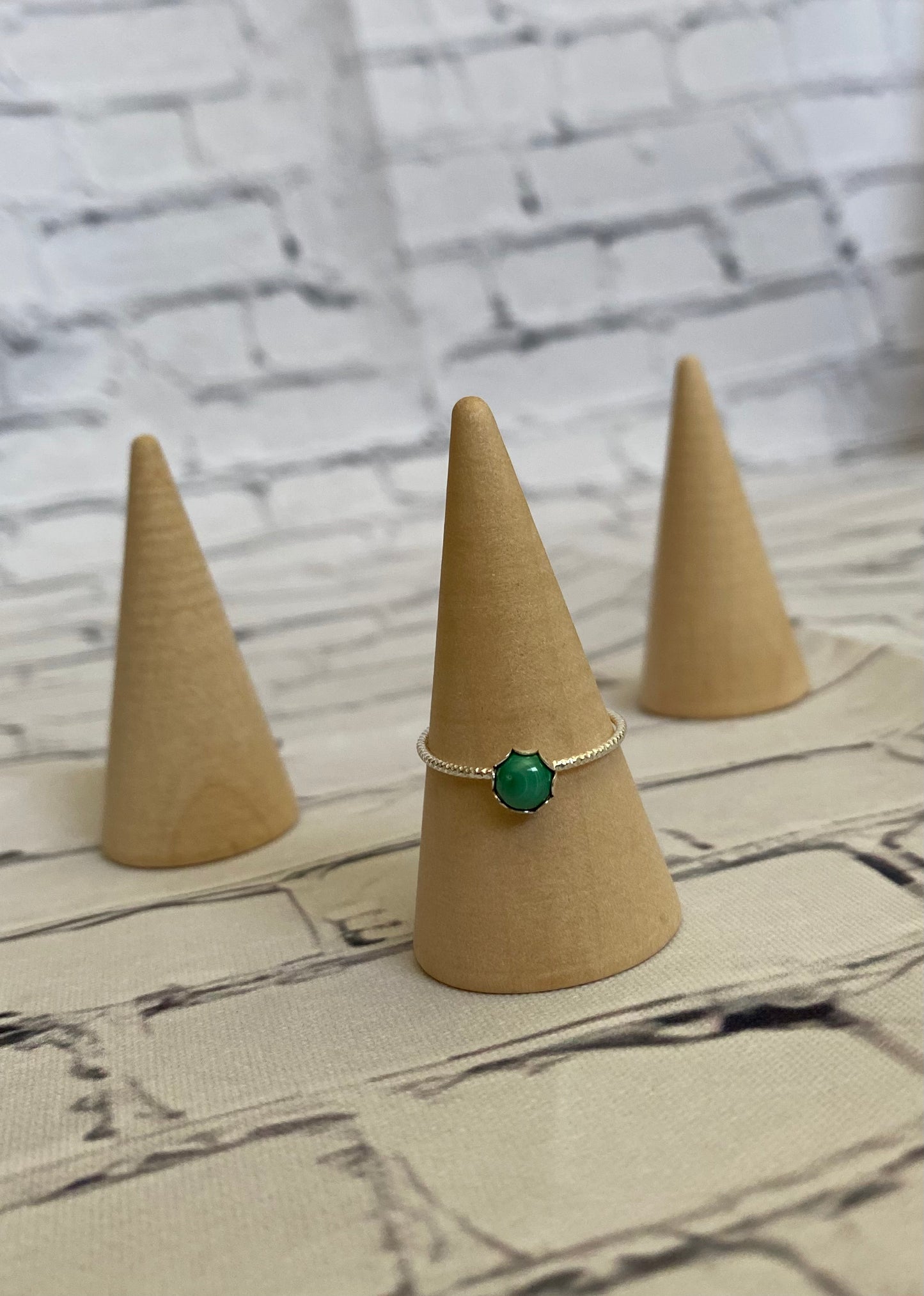 Dainty Scalloped Ring size 6.5